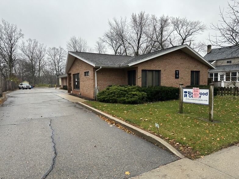 115 S Saint Joseph Ave, Niles, MI à vendre - Photo principale - Image 1 de 1