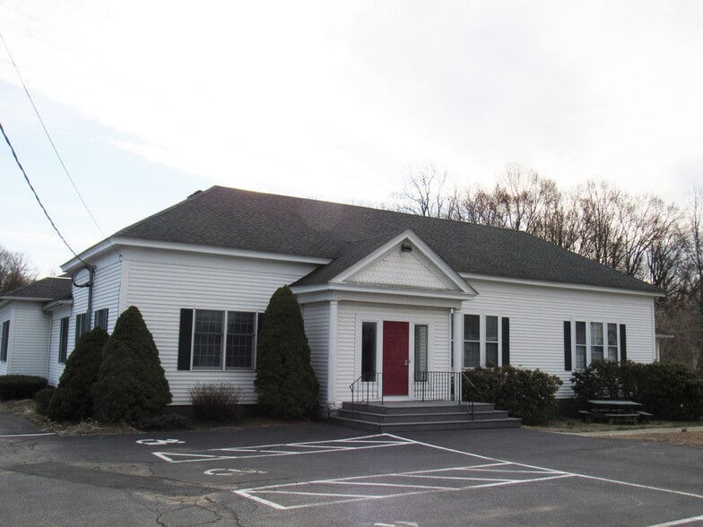 92 Main St, East Windsor, CT for sale - Building Photo - Image 3 of 8