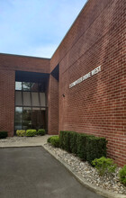 2 Computer Dr W, Albany, NY for lease Building Photo- Image 2 of 3