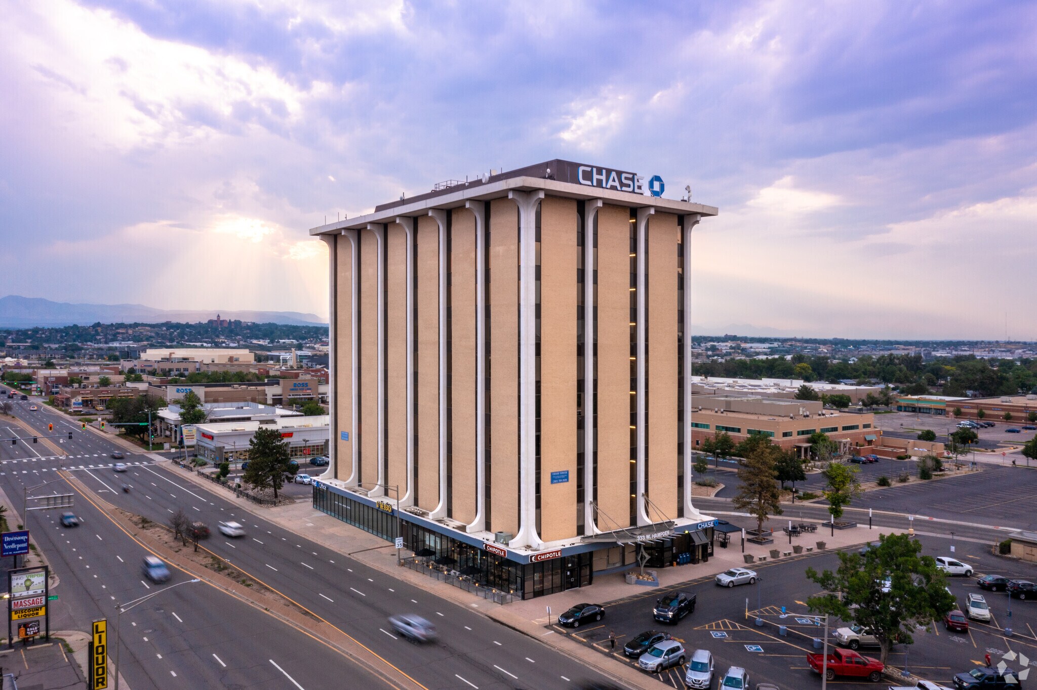 333 W Hampden Ave, Englewood, CO à louer Photo du bâtiment- Image 1 de 8
