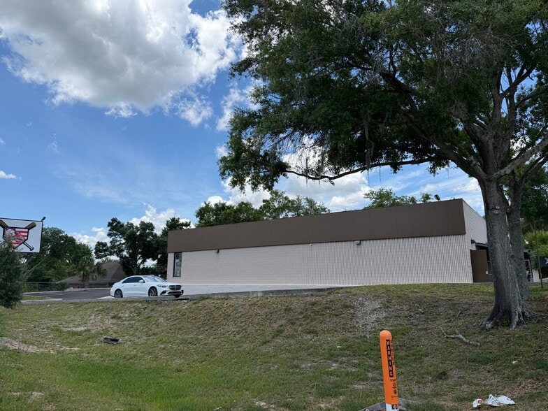 390 E Highway 50, Clermont, FL à louer - Photo du bâtiment - Image 3 de 5