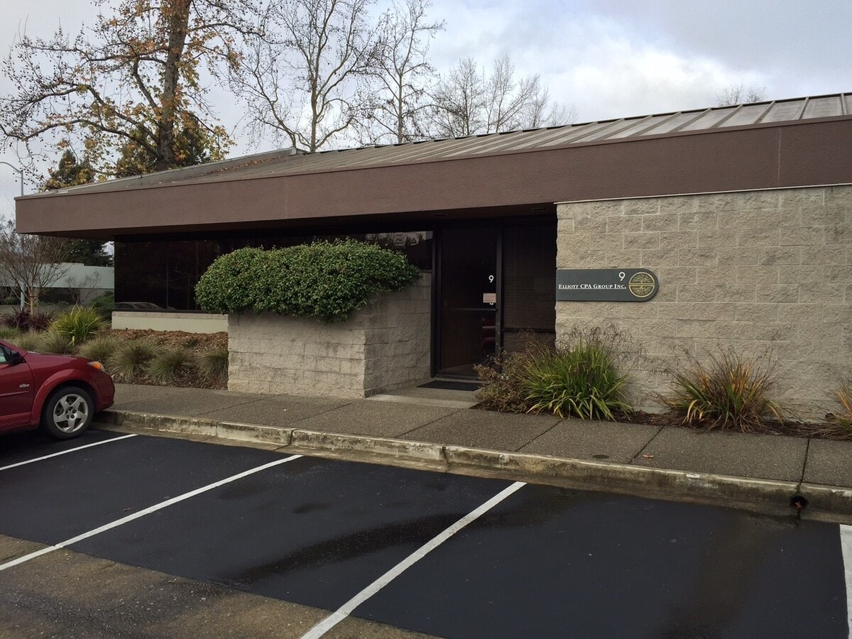 1400 N Dutton Ave, Santa Rosa, CA 95401 - Unit 9 - - Interior Photo - Image 2 of 10