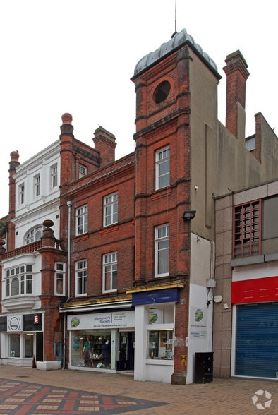 69-73 High St, Maidenhead à louer - Photo du bâtiment - Image 2 de 9