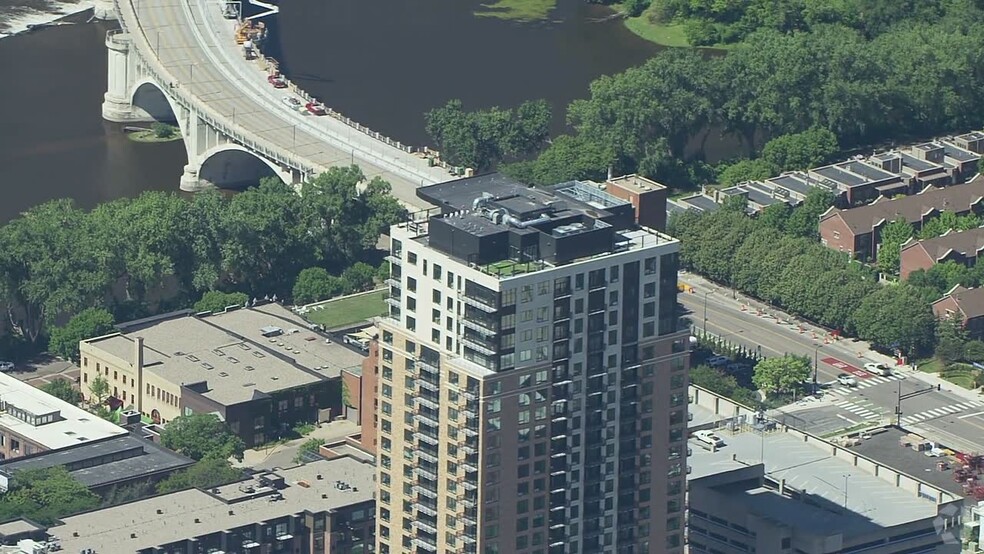 125 Main St SE, Minneapolis, MN for lease - Aerial Video - Image 2 of 33