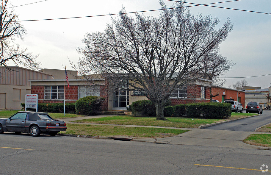 330 Leo St, Dayton, OH for sale - Primary Photo - Image 1 of 1