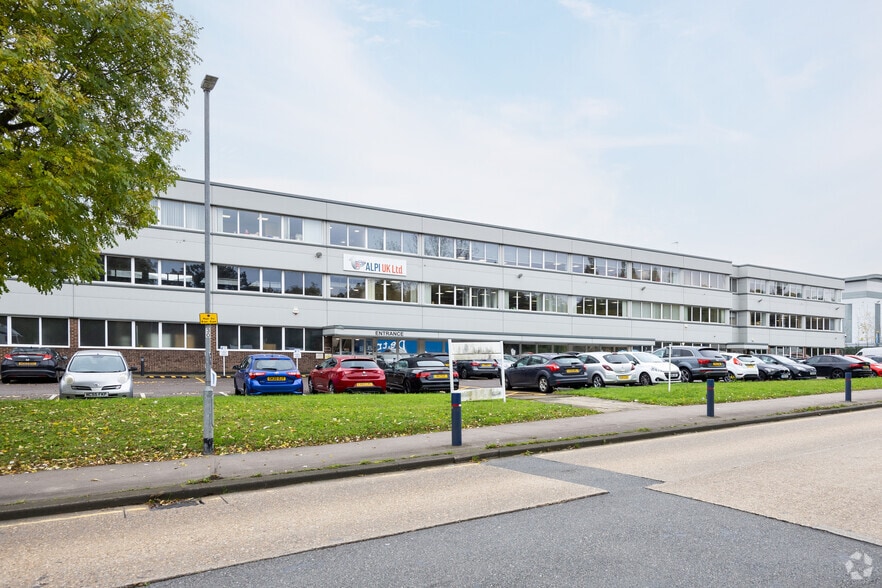 Miles Gray Rd, Basildon à louer - Photo du bâtiment - Image 3 de 3