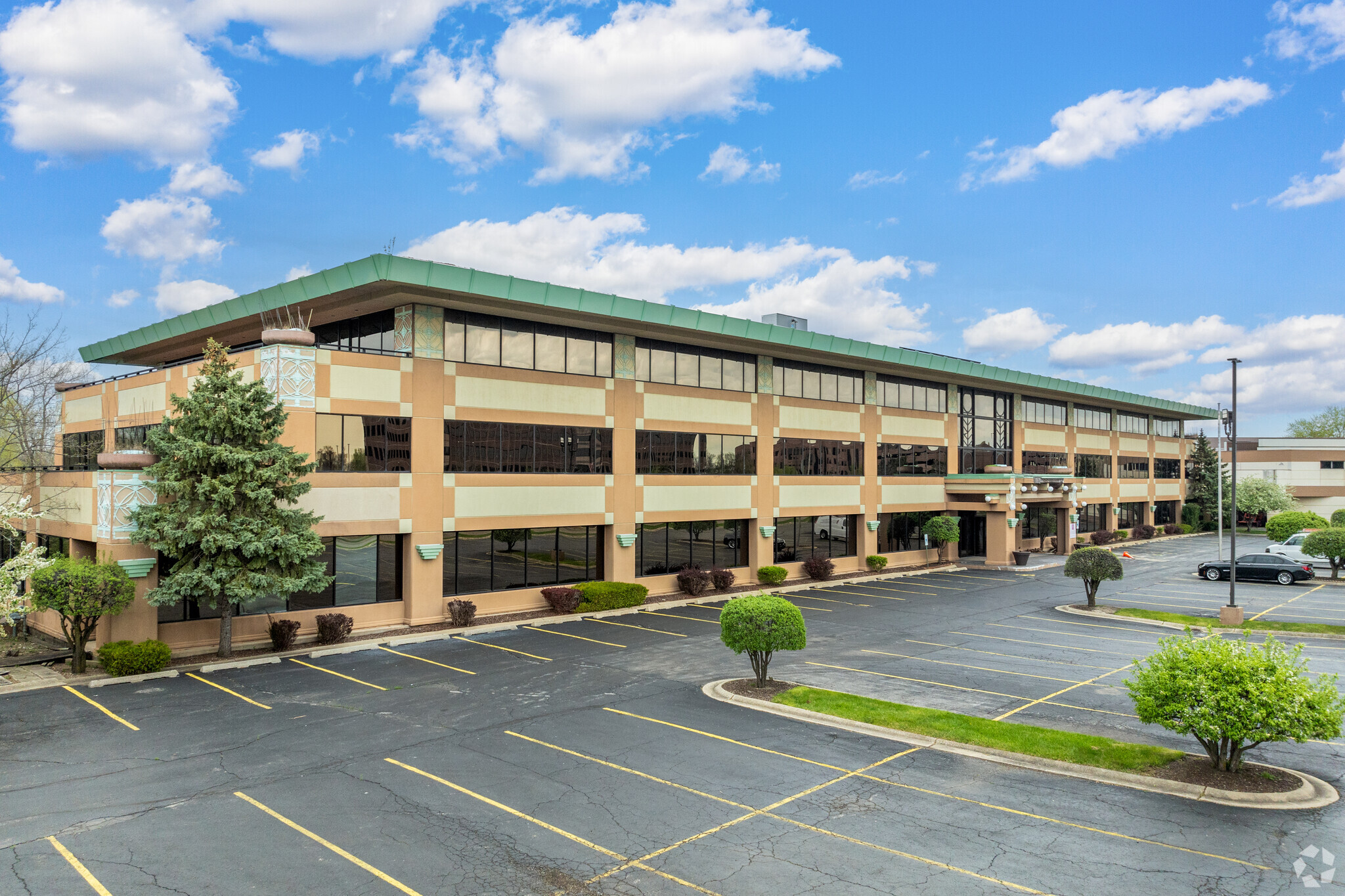 1000 Royce Blvd, Oakbrook Terrace, IL à vendre Photo principale- Image 1 de 19