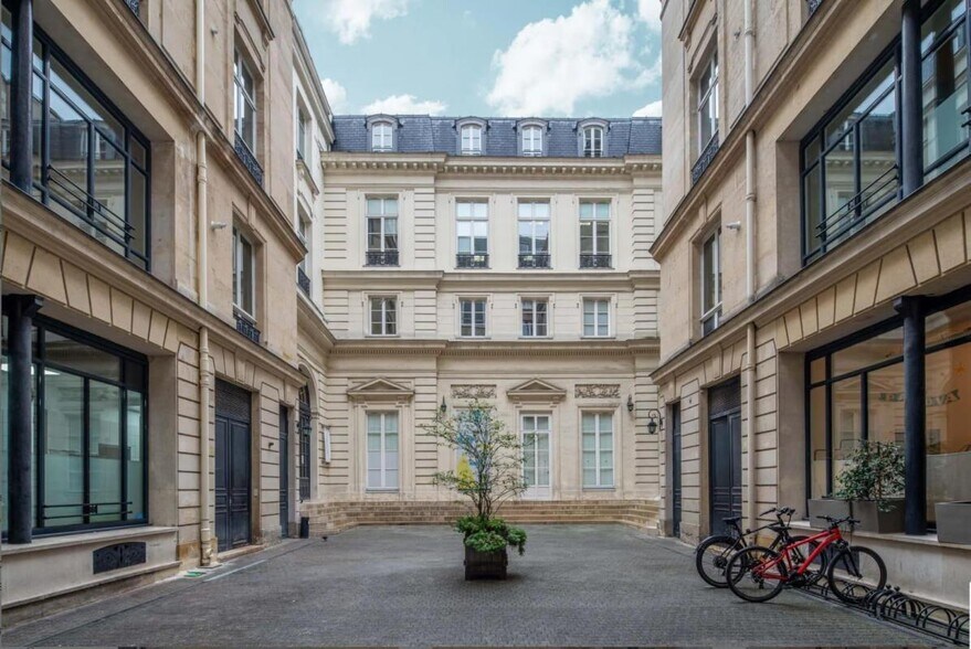 60 Rue Du Faubourg Poissonnière, Paris for lease - Building Photo - Image 1 of 12