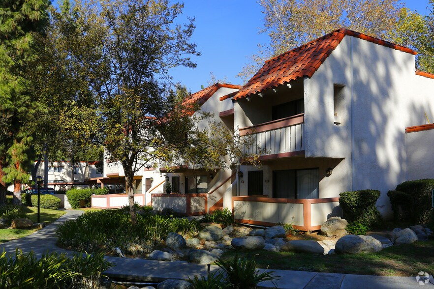 3131 Arlington Ave, Riverside, CA à vendre - Photo du bâtiment - Image 3 de 30