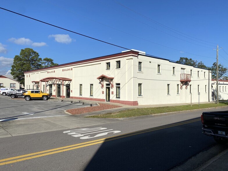 1300 N Palafox St, Pensacola, FL for lease - Building Photo - Image 1 of 3