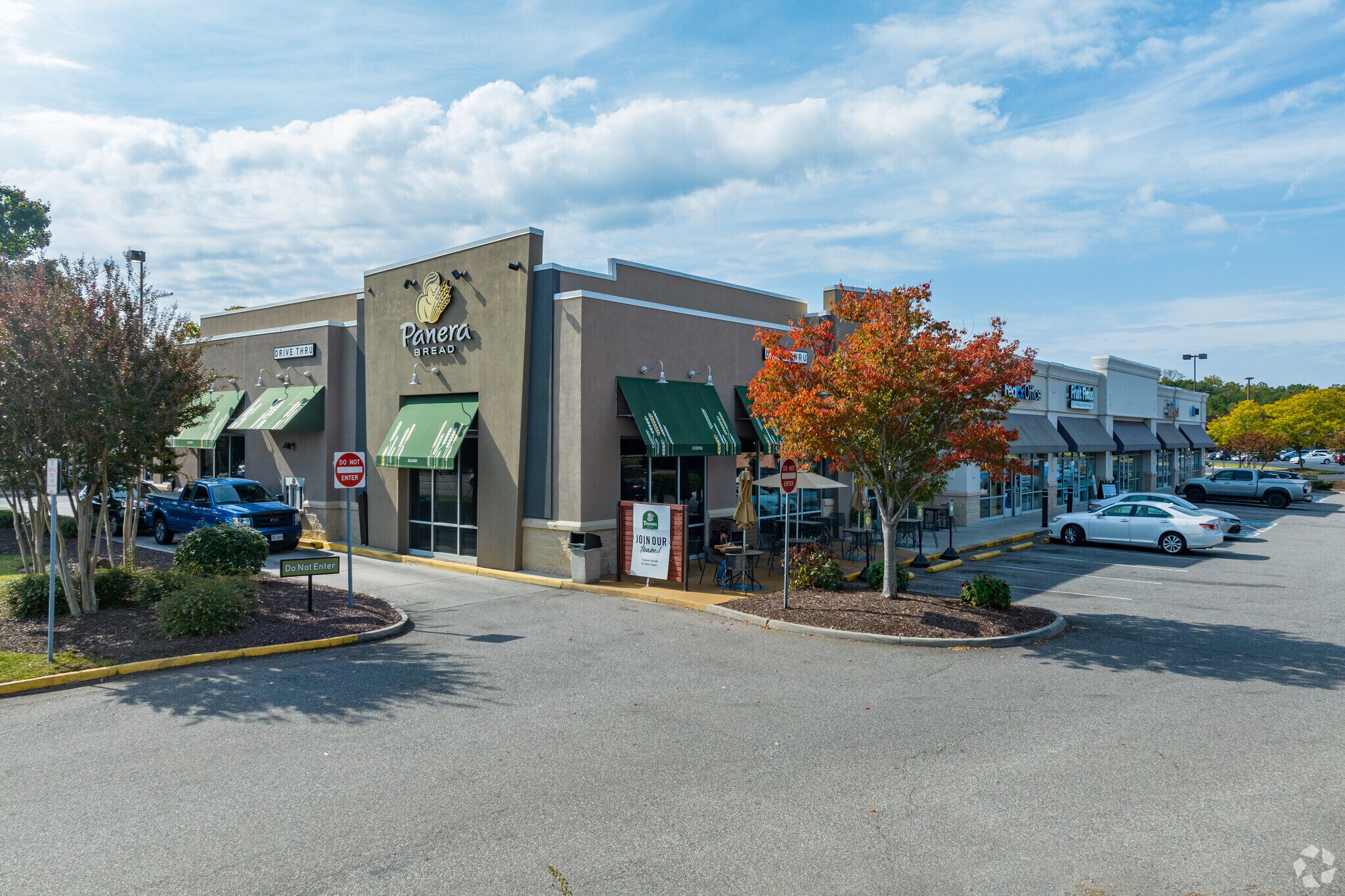 12540 Jefferson Davis Hwy, Chester, VA à louer Photo du bâtiment- Image 1 de 8