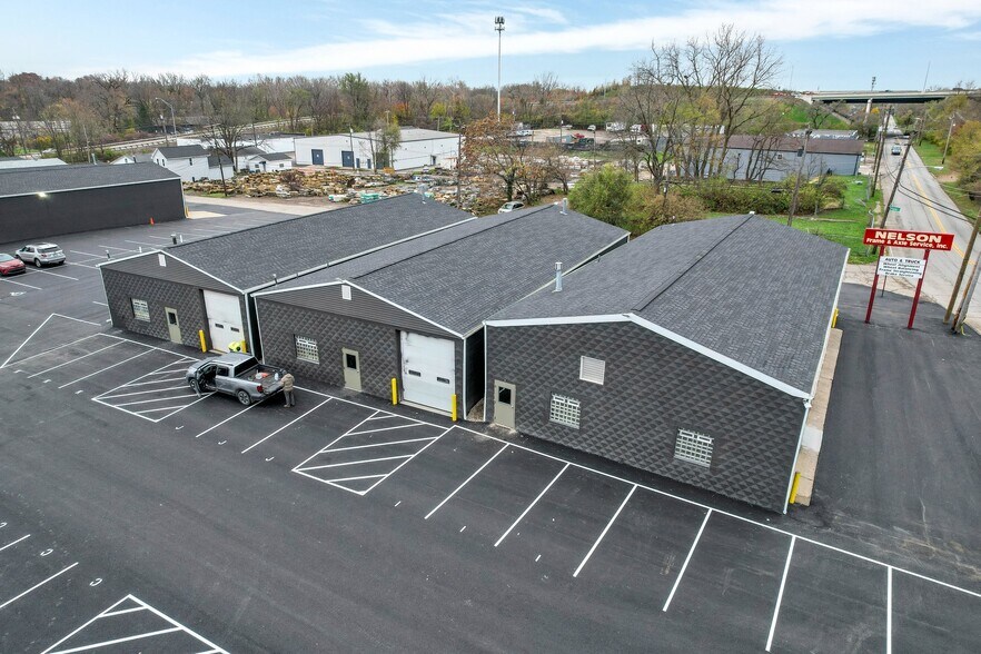572 S Nelson Rd, Columbus, OH à louer - Photo du bâtiment - Image 3 de 16