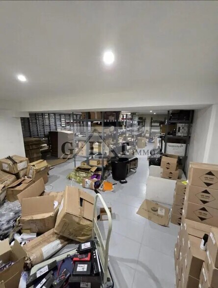 Retail in Bagnolet for sale - Interior Photo - Image 3 of 9