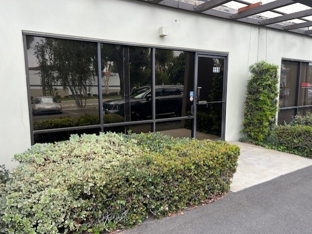 551-581 W Covina Blvd, San Dimas, CA à louer Photo intérieure- Image 1 de 5