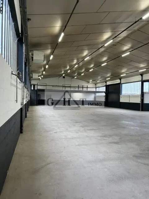 Bureau dans Le Pin à louer Photo intérieure- Image 1 de 9