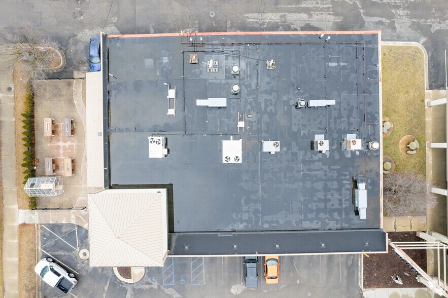 47300-47528 Pontiac Trl, Wixom, MI à louer - Aérien - Image 3 de 11