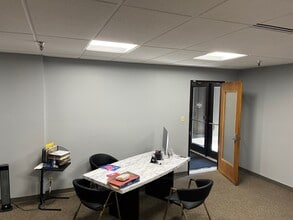 3200 Ridgelake Dr, Metairie, LA à louer Photo intérieure- Image 1 de 2