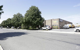 Plus de détails pour 65-79 E Jefryn Blvd, Deer Park, NY - Industriel à vendre