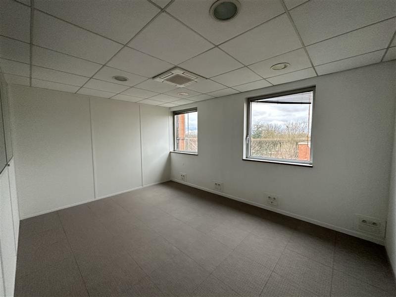 Office in Chevilly-Larue for sale Interior Photo- Image 1 of 4