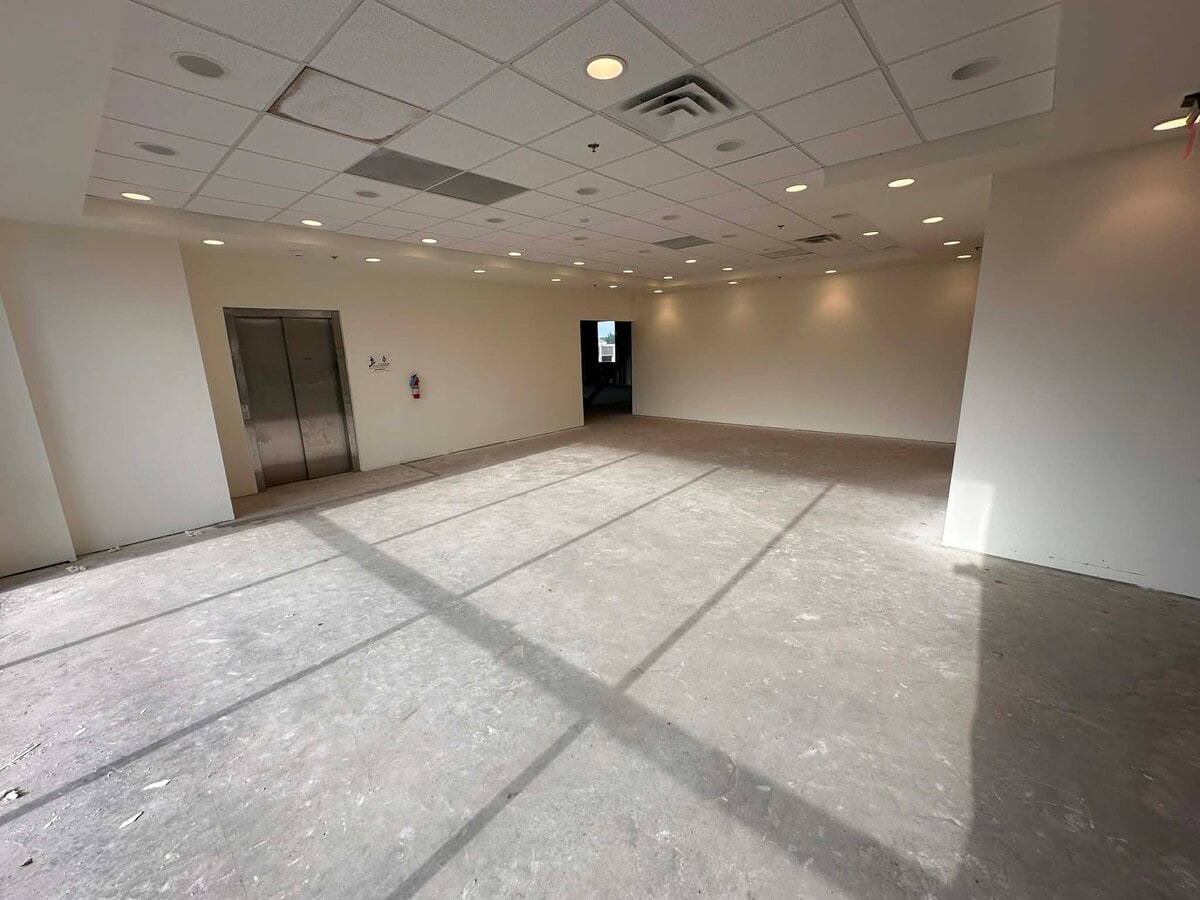 4899 Highway 6, Missouri City, TX 77459 - Unité any -  - Photo intérieure - Image 1 of 5