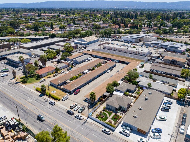 More details for 2024-2050 Lafayette St, Santa Clara, CA - Multifamily for Sale