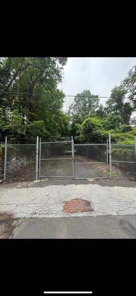 736 W Godfrey Ave, Philadelphia, PA for sale - Building Photo - Image 2 of 6