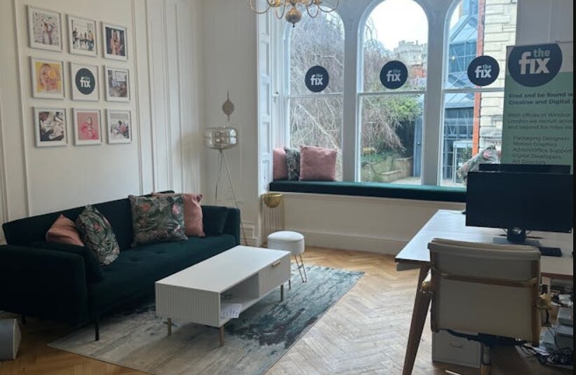 7 High St, Windsor à louer Photo intérieure- Image 1 de 4