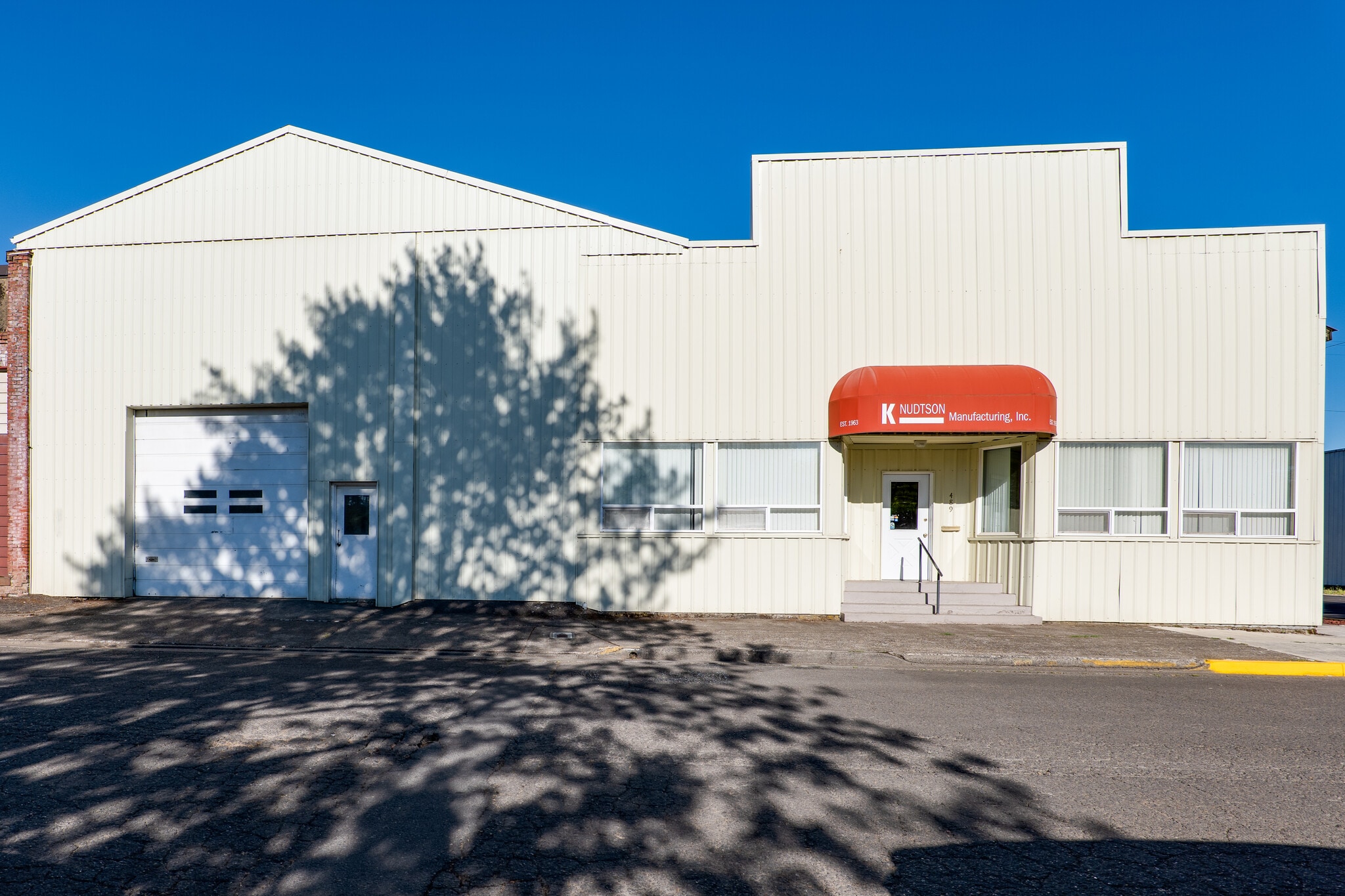 489 Front St, Junction City, OR à vendre Photo du bâtiment- Image 1 de 23
