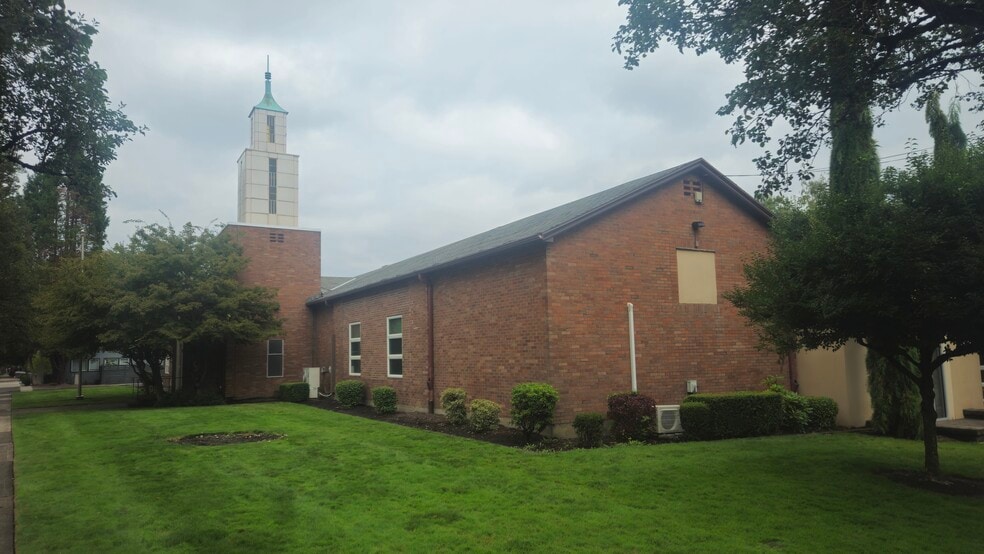 7880 SE Milwaukie Ave, Portland, OR for sale - Primary Photo - Image 1 of 1