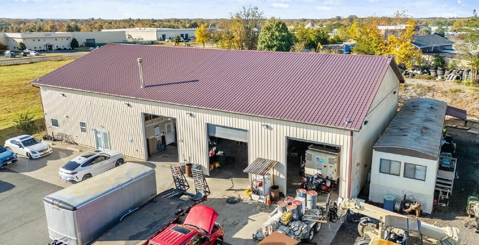 10564 Redoubt Rd, Manassas, VA for lease - Building Photo - Image 3 of 14