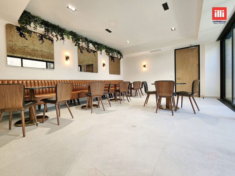 5121 Van Nuys Blvd, Sherman Oaks, CA for lease - Building Photo - Image 2 of 15