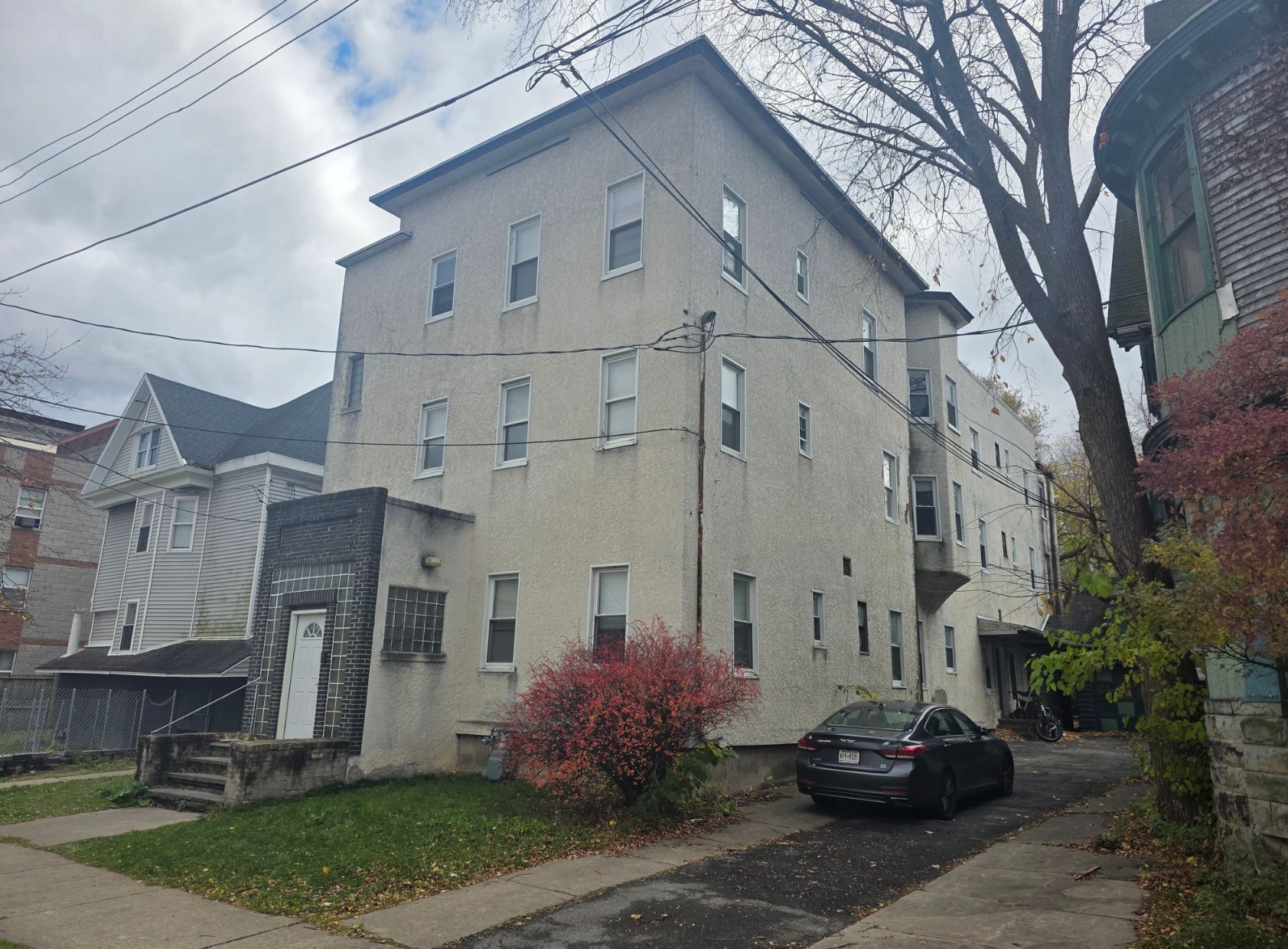 90 Henry St, Binghamton, NY à vendre Photo du bâtiment- Image 1 de 9