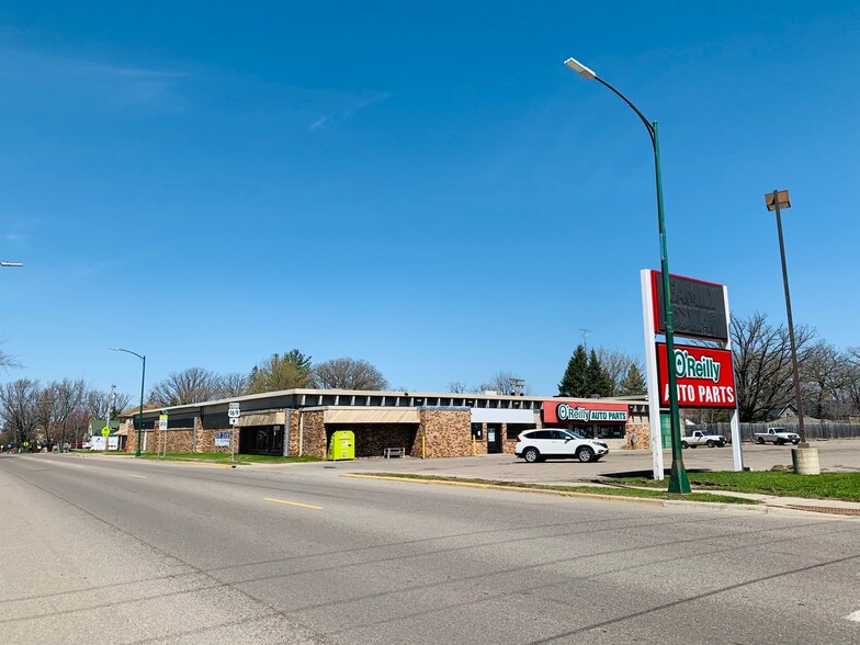 10 4th St SE, Aitkin, MN à vendre - Photo du bâtiment - Image 1 de 17