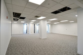 21 E State St, Columbus, OH for lease Interior Photo- Image 1 of 5