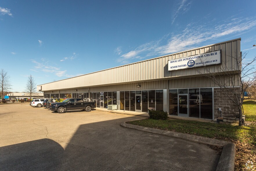 1249 Northgate Business Pky, Madison, TN à louer - Photo du bâtiment - Image 2 de 2