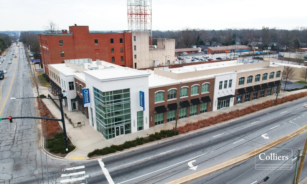 449 E Main St, Spartanburg, SC for lease - Primary Photo - Image 1 of 4