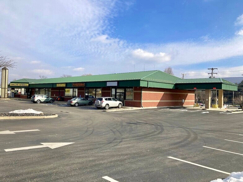 3229 6th Ave, Altoona, PA à louer - Photo du bâtiment - Image 3 de 5