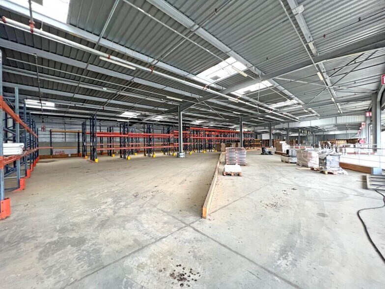 Industrial in Baziège for lease - Building Photo - Image 3 of 8