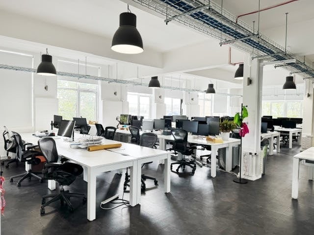 90-92 Pentonville Rd, London for lease - Building Photo - Image 3 of 12