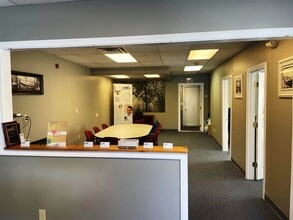 111 Washington St, Plainville, MA for lease Interior Photo- Image 2 of 10