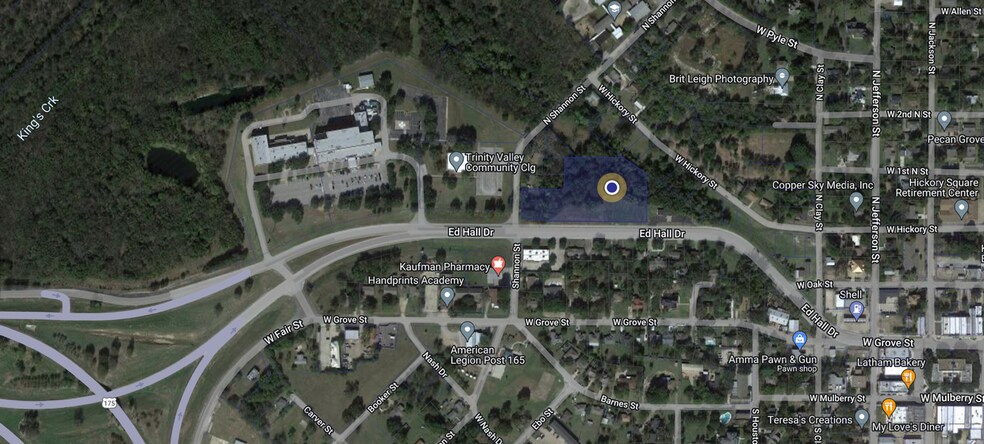 704 Ed Hall, Kaufman, TX à louer - Photo du bâtiment - Image 2 de 4