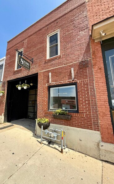 205 W Galena Blvd, Aurora, IL à vendre - Photo du bâtiment - Image 3 de 30