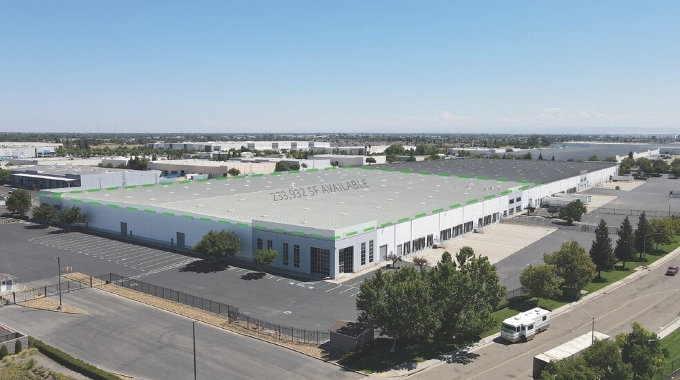 1919 Boeing Way, Stockton, CA for lease - Building Photo - Image 1 of 9