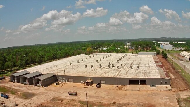 Plus de détails pour 12345 Massey ave, Tyler, TX - Industriel à louer