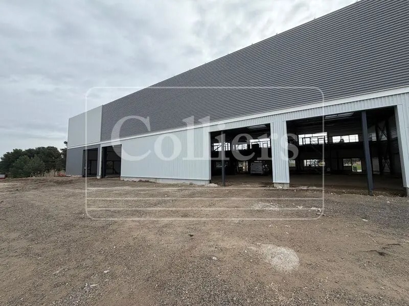 Flex in Marignane for sale Building Photo- Image 1 of 8