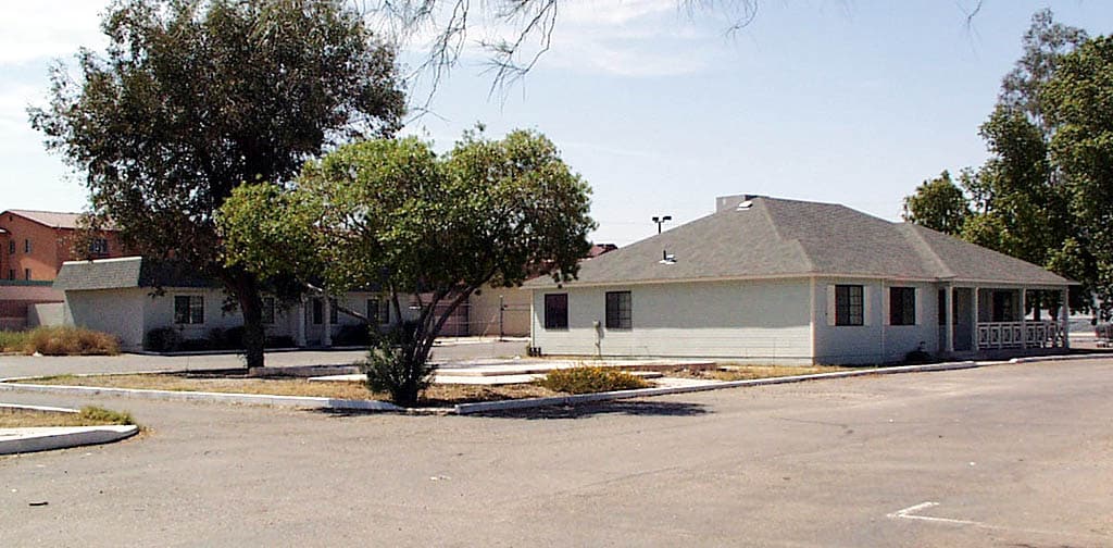 1405 W Baseline Rd, Tempe, AZ for lease Primary Photo- Image 1 of 3