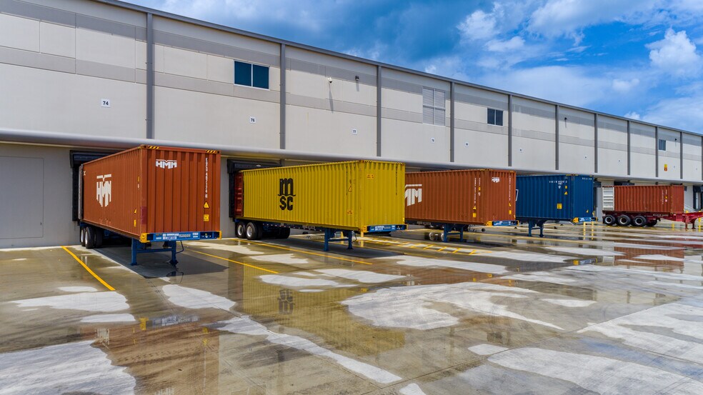 121 Morgan Lakes Industrial Blvd, Pooler, GA à louer - Photo du bâtiment - Image 2 de 5