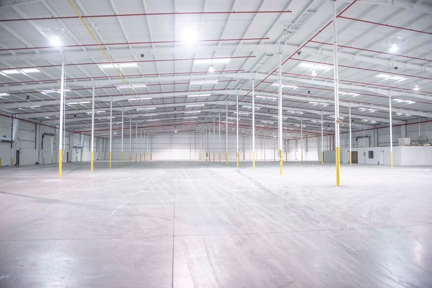 1173 Progress Way, Maysville, KY for lease - Building Photo - Image 1 of 5