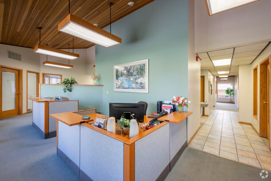 8690 Wolff Ct, Westminster, CO for lease - Interior Photo - Image 2 of 18