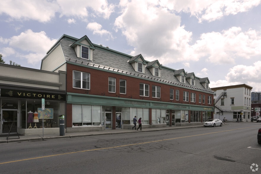 199-217 Dalhousie St Portfolio portfolio of 2 properties for sale on LoopNet.ca - Primary Photo - Image 2 of 2